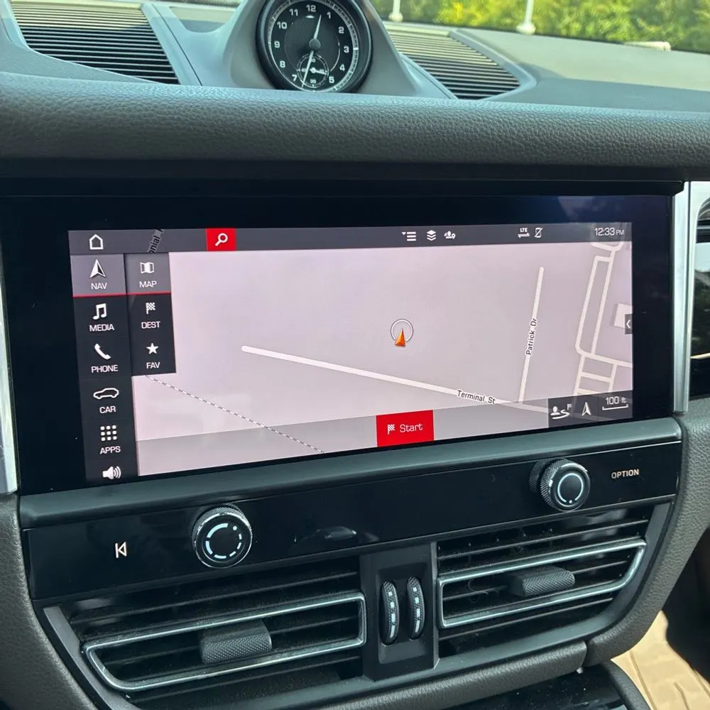 2022 Porsche Macan S