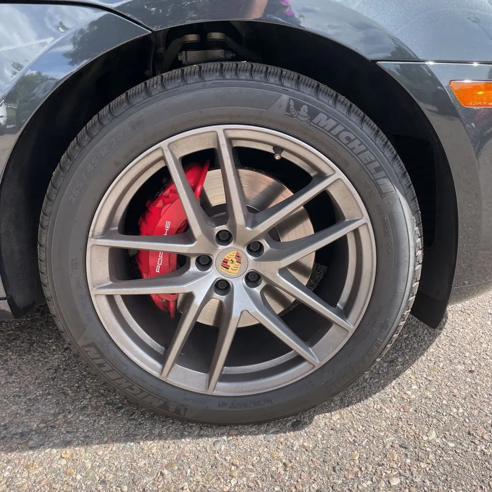 2022 Porsche Macan S