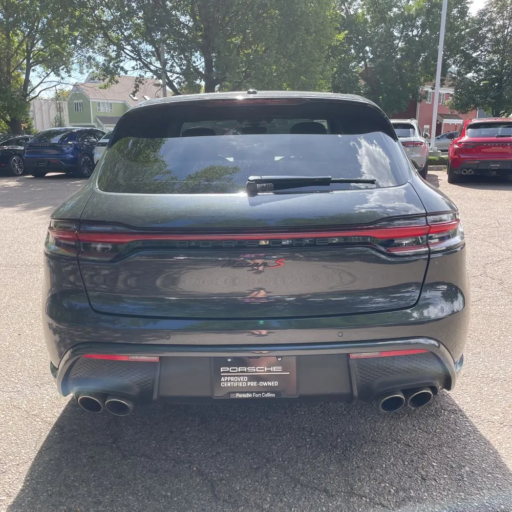 2022 Porsche Macan S