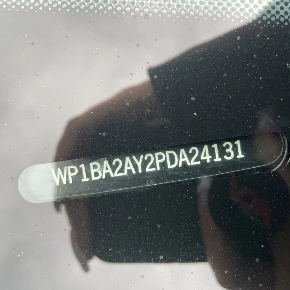 2023 Porsche Cayenne Platinum Edition