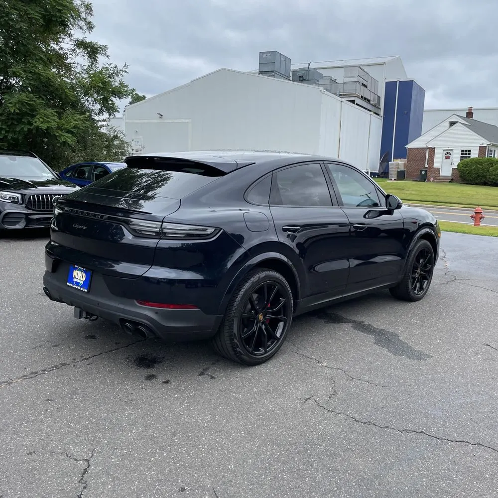 2023 Porsche Cayenne Platinum Edition