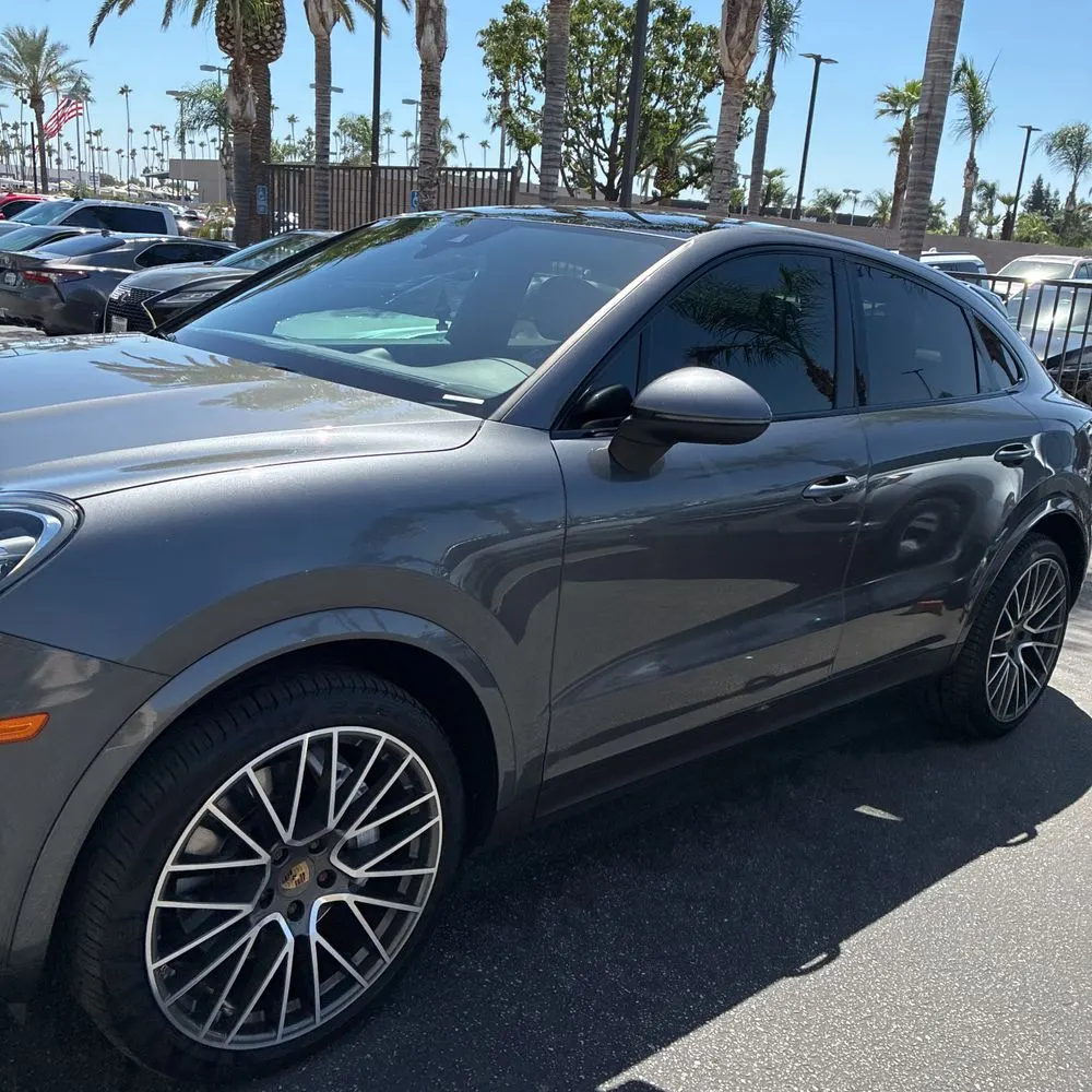 2022 Porsche Cayenne Base