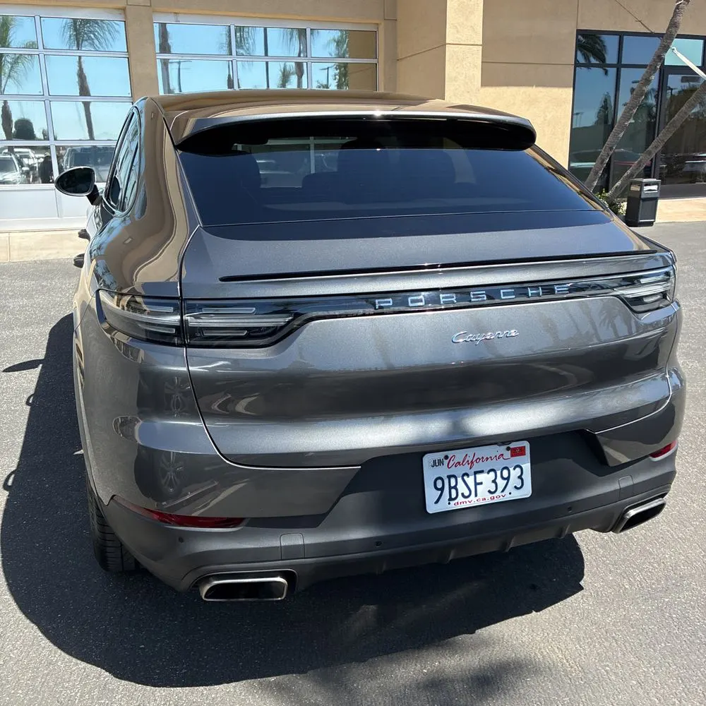 2022 Porsche Cayenne Base