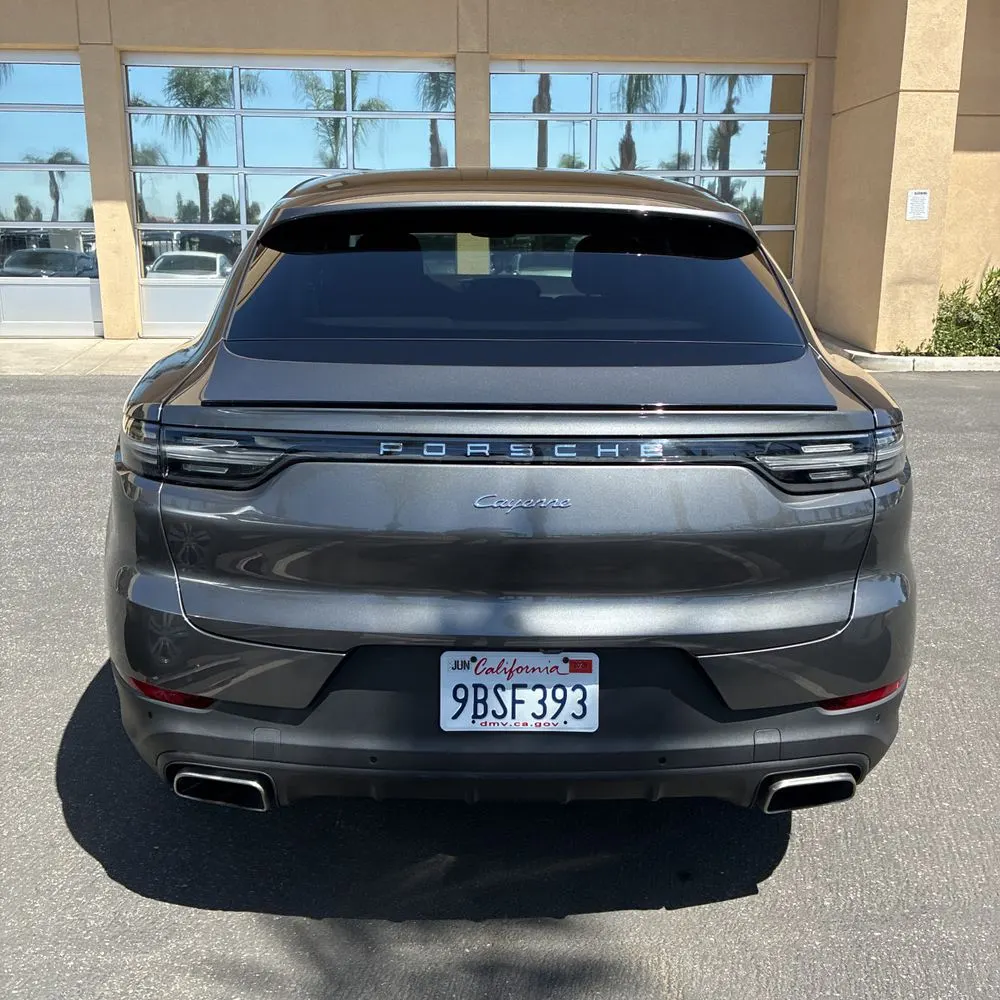2022 Porsche Cayenne Base