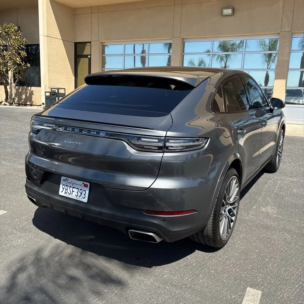 2022 Porsche Cayenne Base