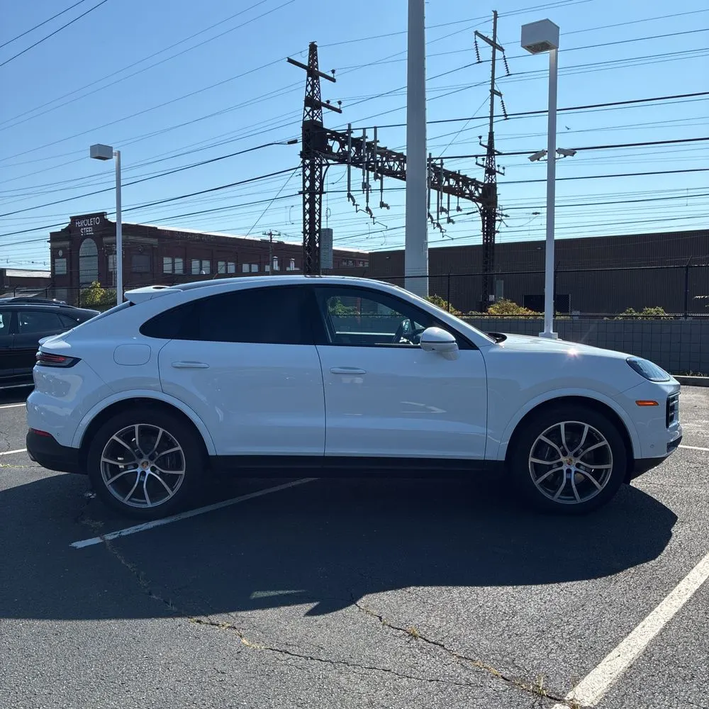 2024 Porsche Cayenne Coupe