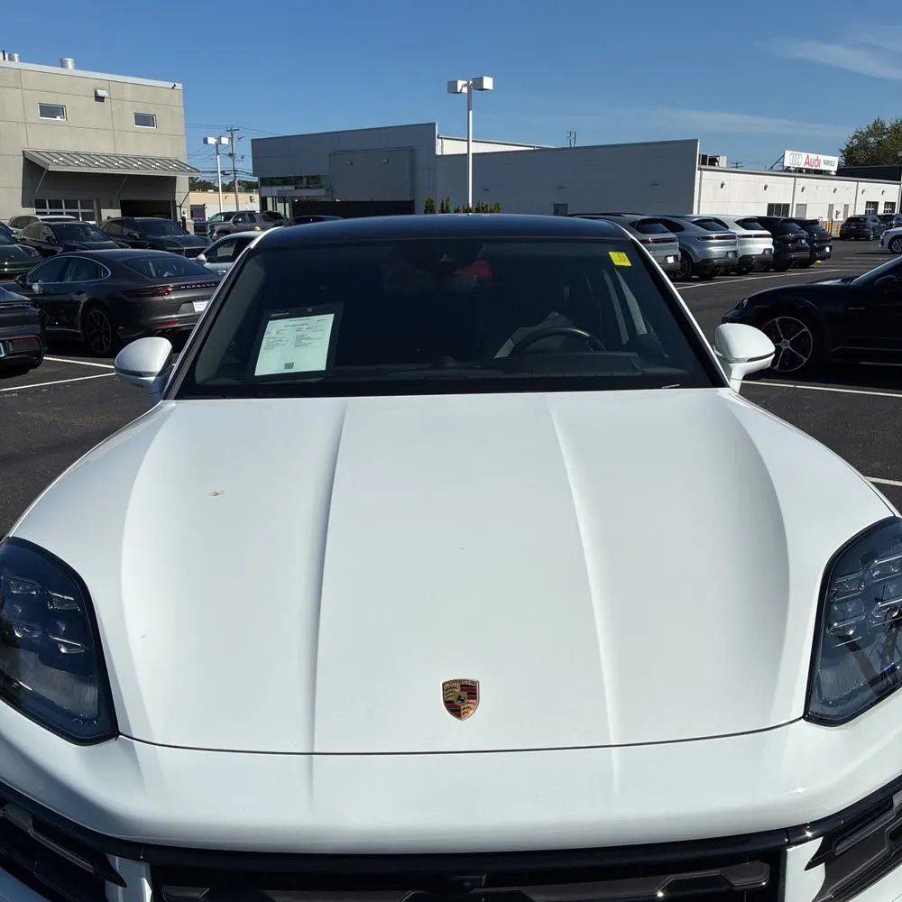 2024 Porsche Cayenne Coupe