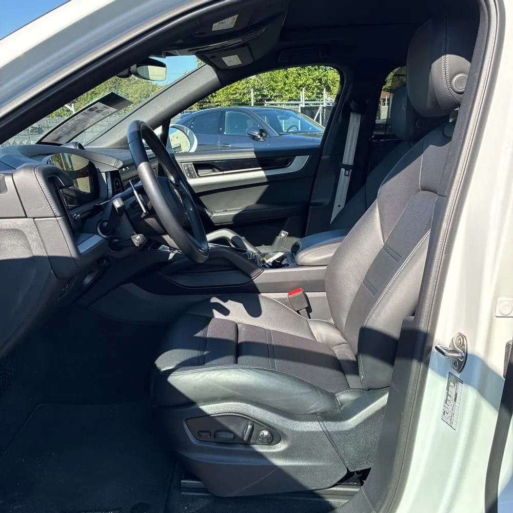 2024 Porsche Cayenne Coupe
