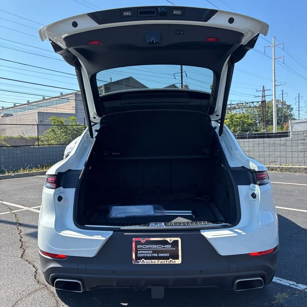 2024 Porsche Cayenne Coupe