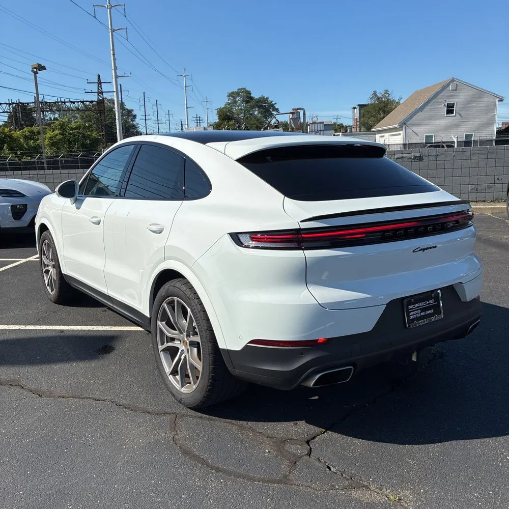 2024 Porsche Cayenne Coupe