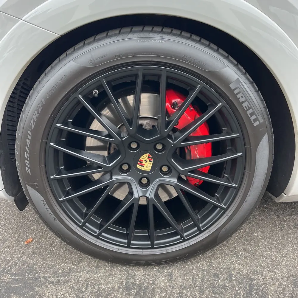 2021 Porsche Cayenne GTS