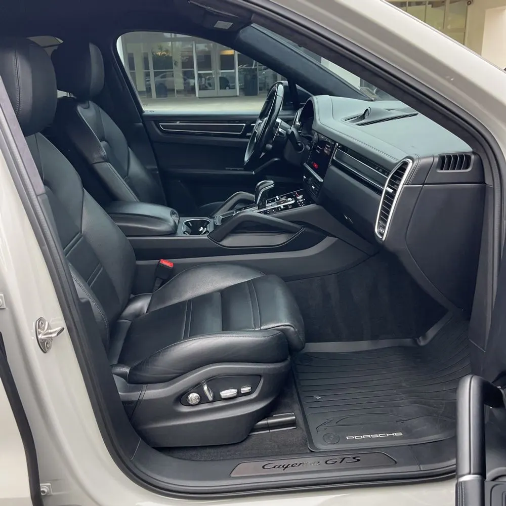 2021 Porsche Cayenne GTS