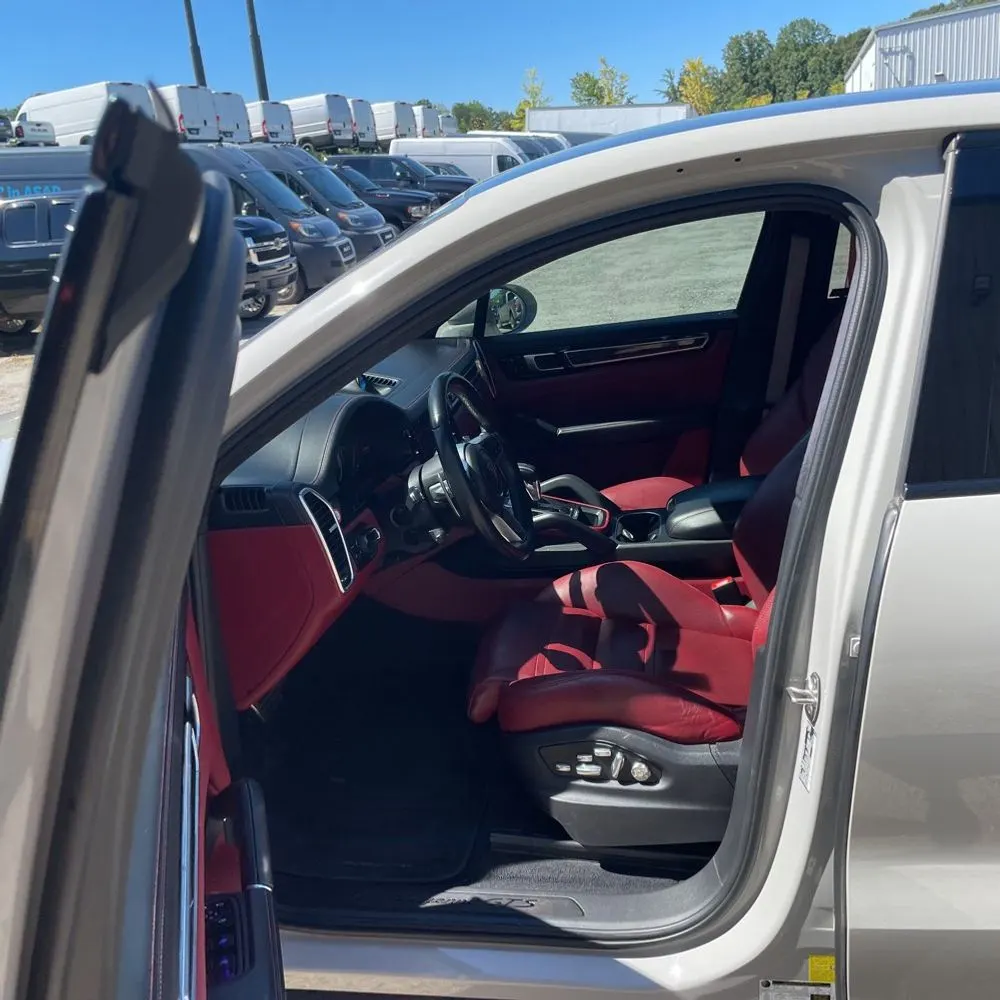 2021 Porsche Cayenne GTS Coupe