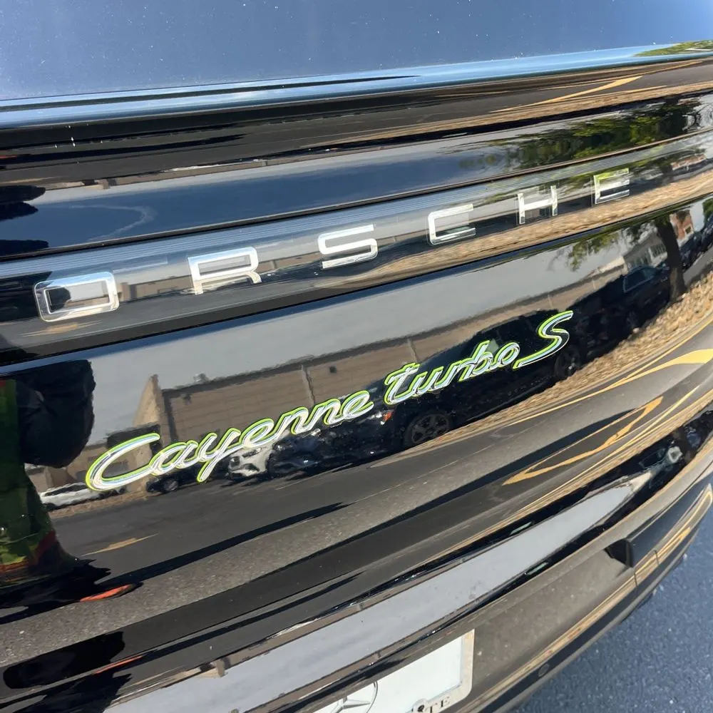 2022 Porsche Cayenne Turbo S E-Hybrid Coupe