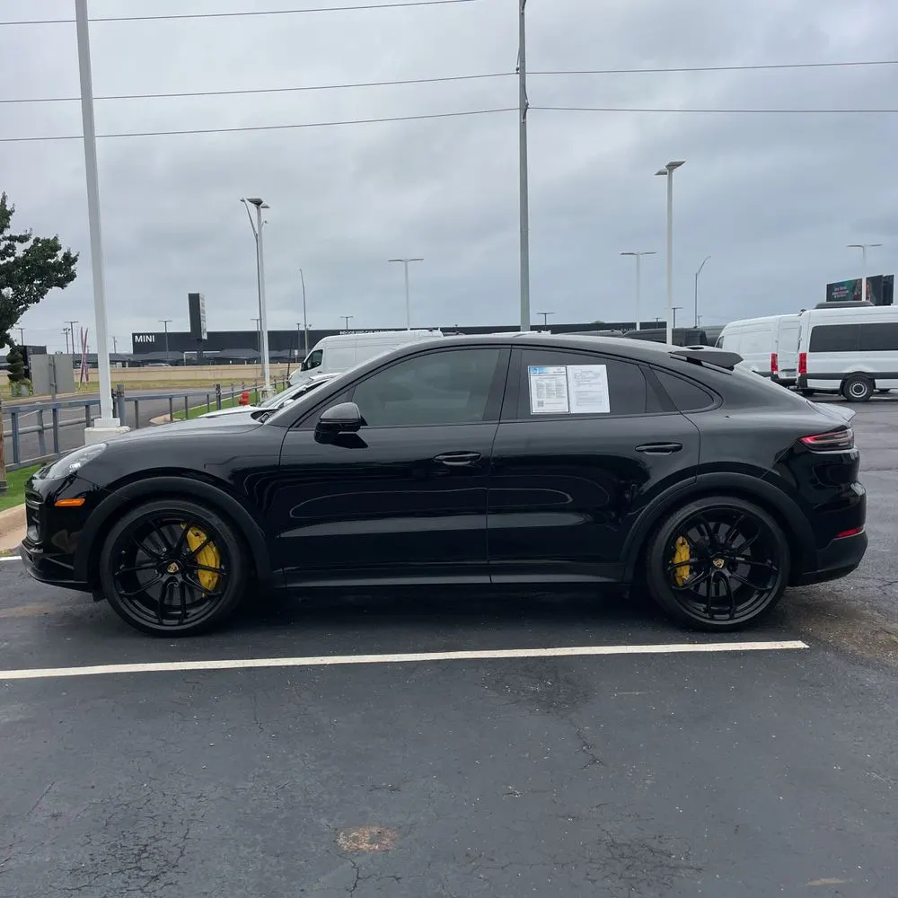 2022 Porsche Cayenne Turbo GT