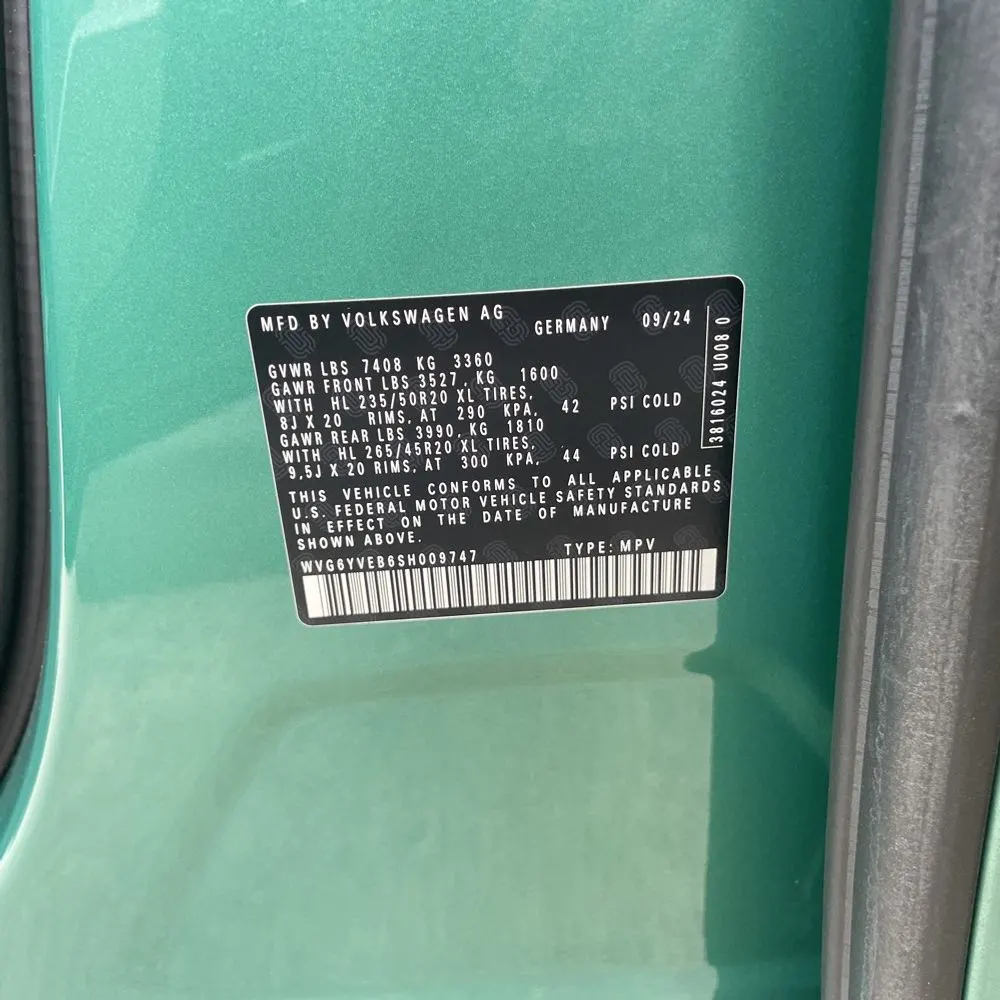 2025 Volkswagen ID Buzz  1st Edition 4Motion