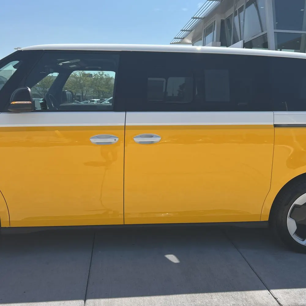 2025 Volkswagen ID. Buzz Pro S