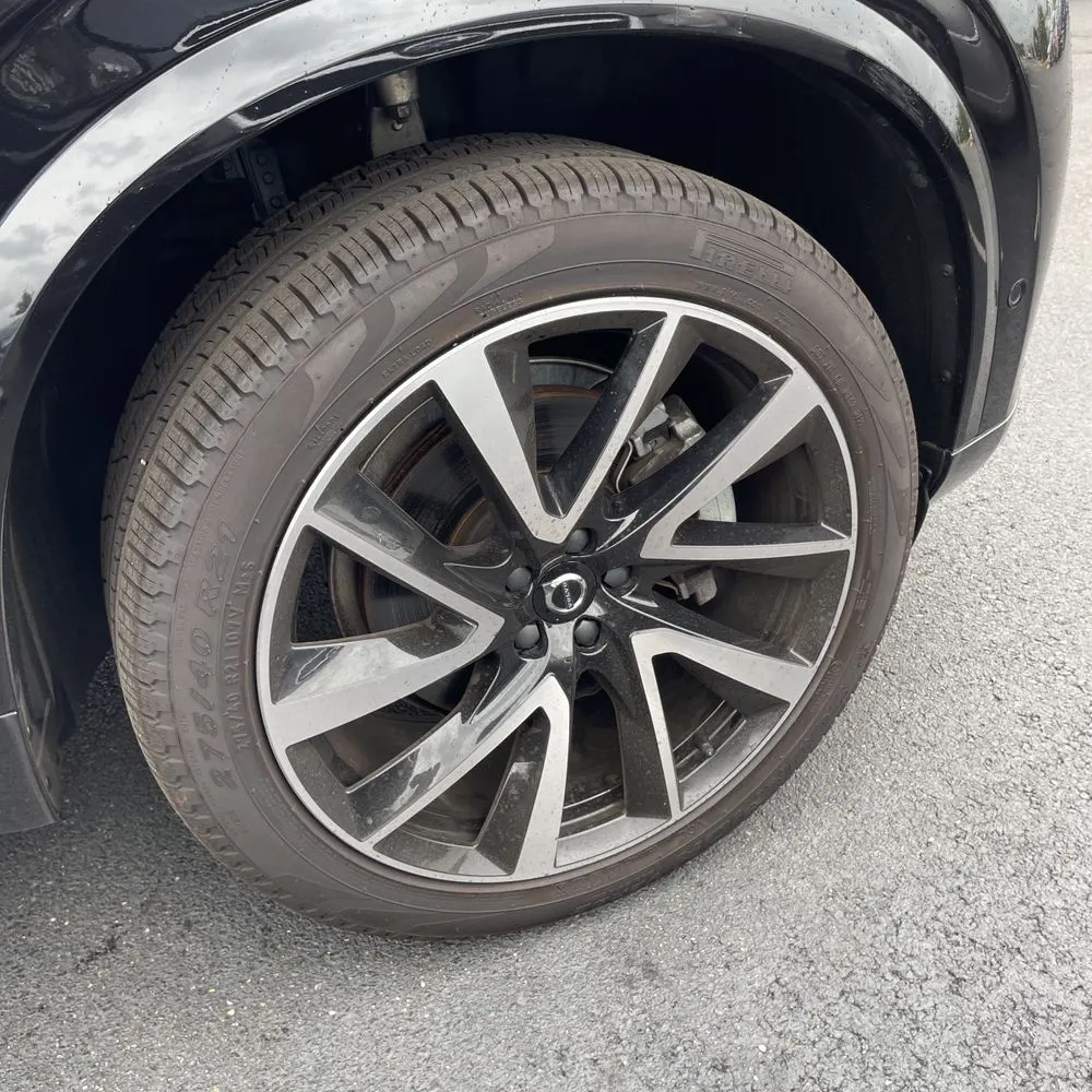 2024 Volvo XC90 B6 - Ultimate
