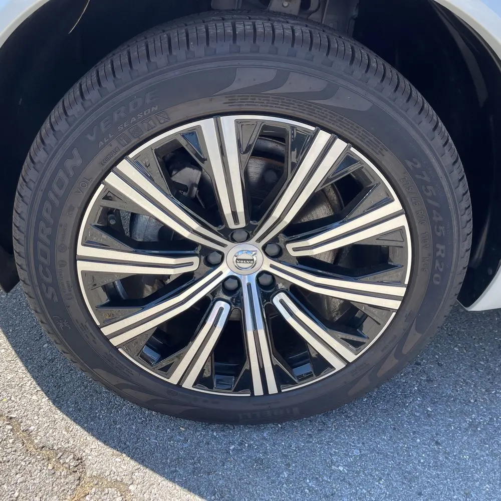 2024 Volvo XC90 B6 - Plus