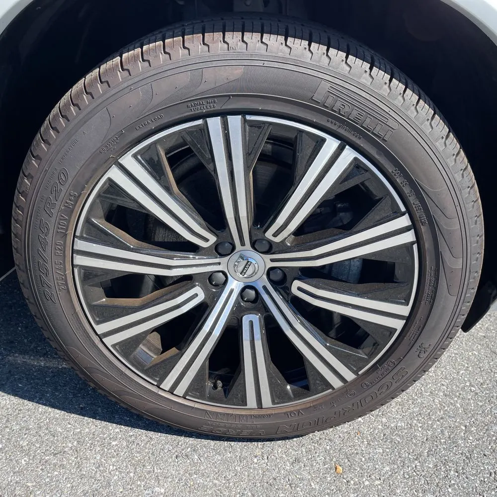2024 Volvo XC90 B6 - Plus