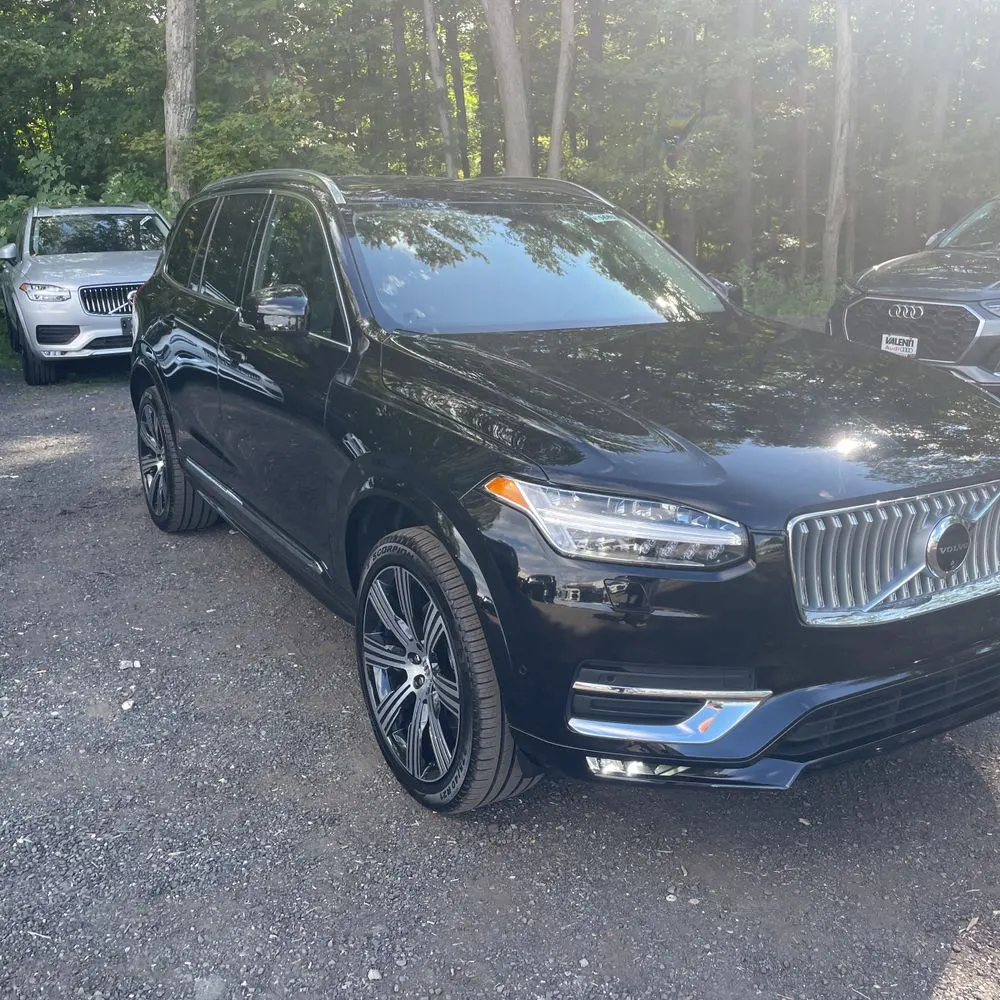 2025 Volvo XC90 B6 - Plus