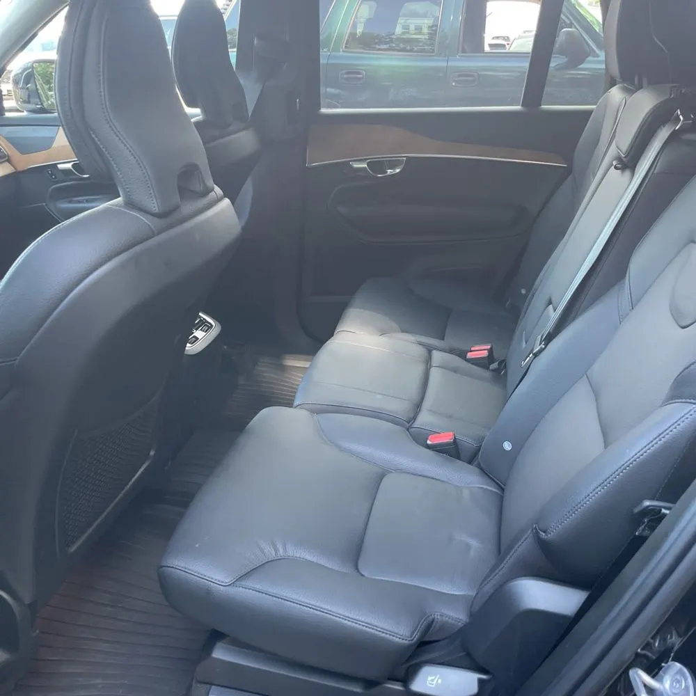 2025 Volvo XC90 B6 - Plus