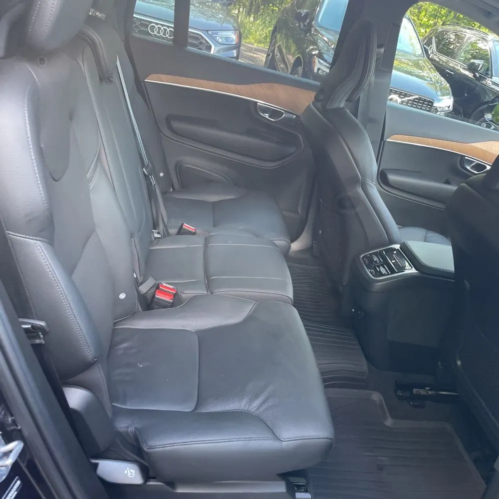 2025 Volvo XC90 B6 - Plus