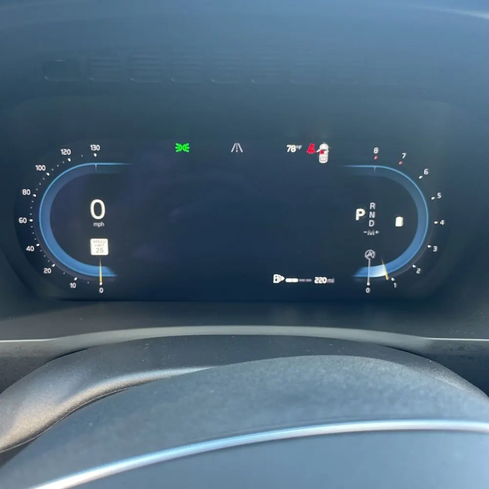 2025 Volvo XC90 B6 - Plus