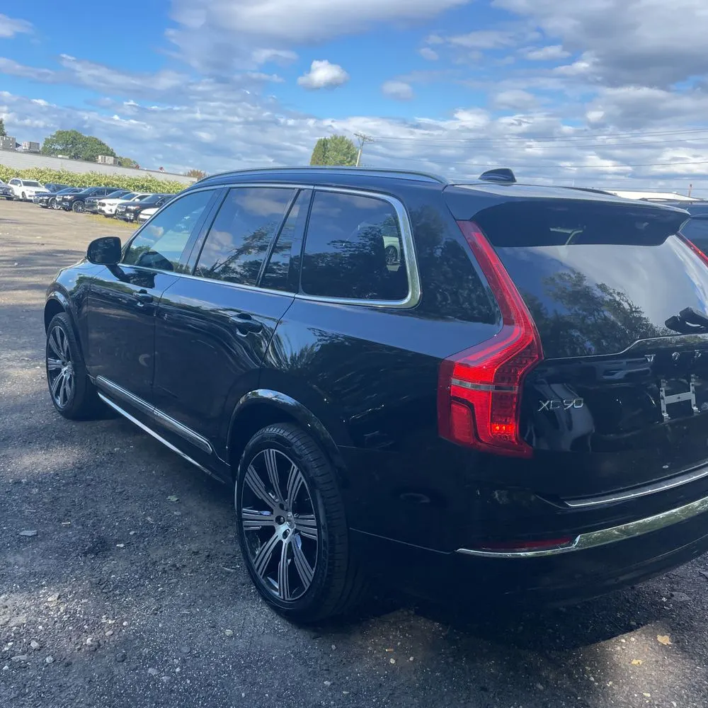 2025 Volvo XC90 B6 - Plus