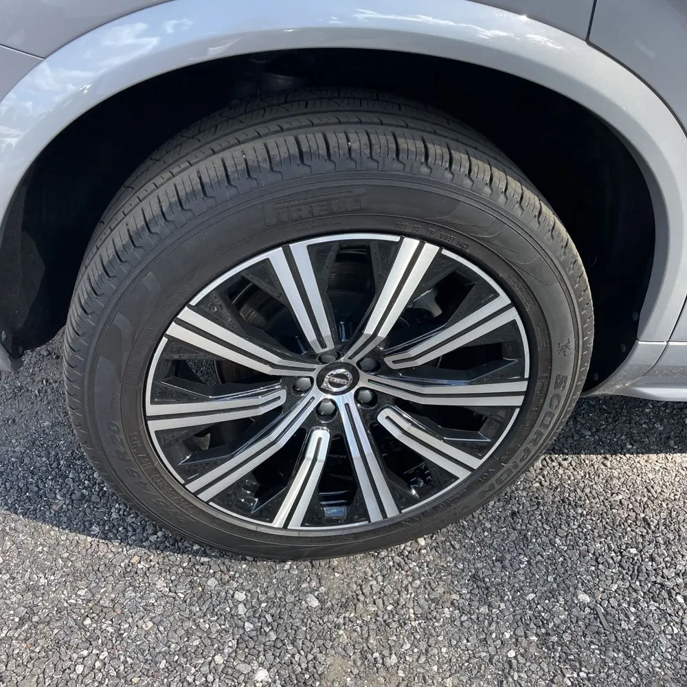 2025 Volvo XC90 2025.5 B6 - Plus