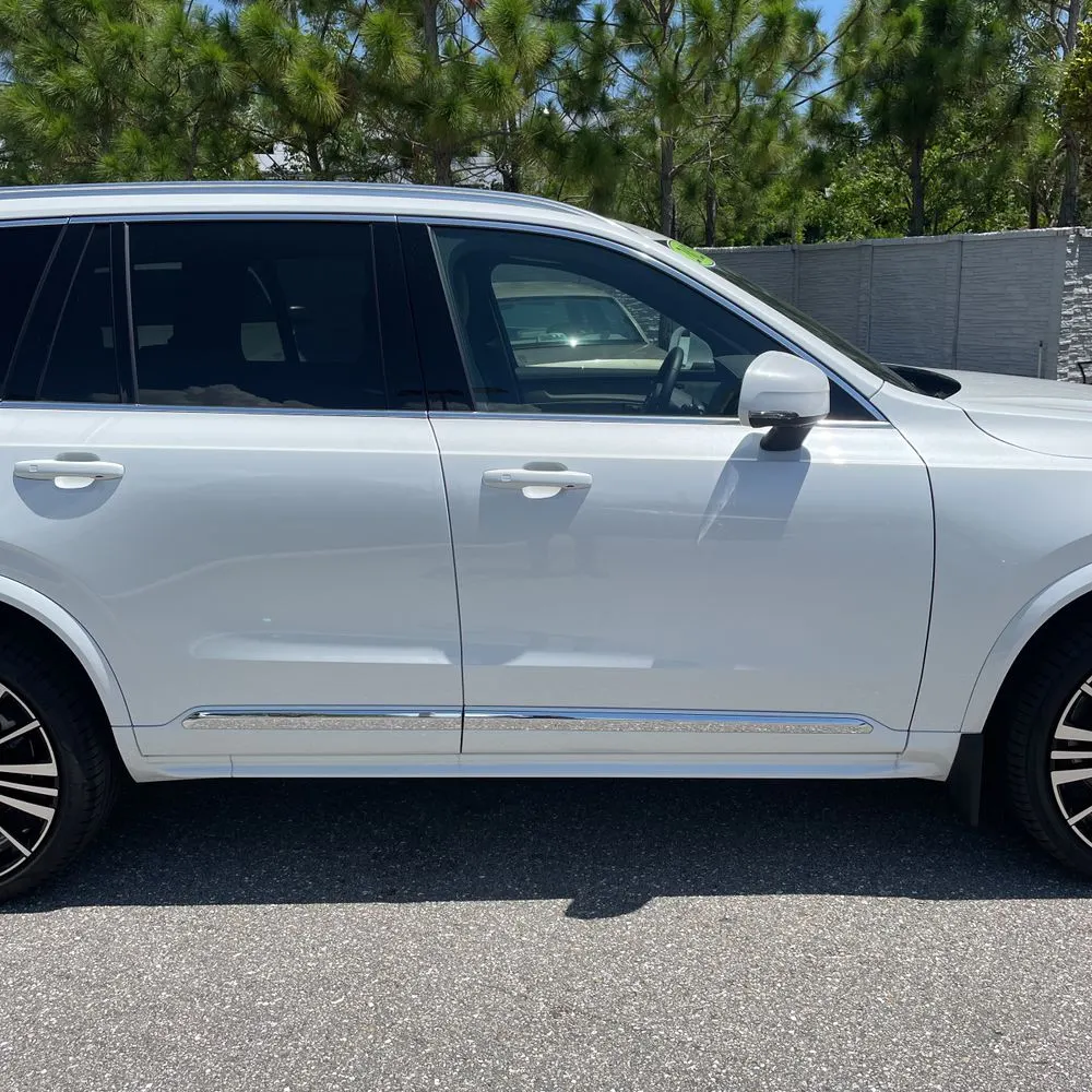 2025 Volvo XC90 B6 - Ultra