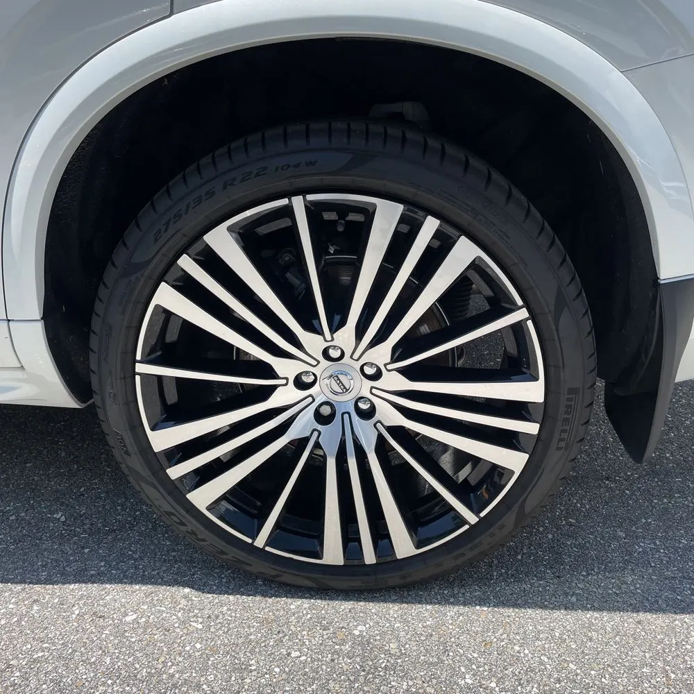 2025 Volvo XC90 B6 - Ultra