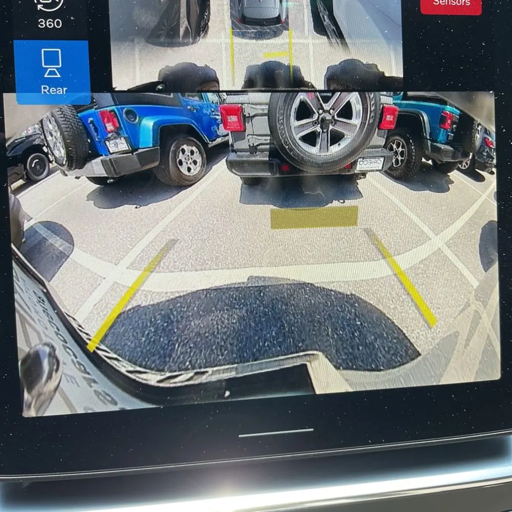 2025 Volvo XC90 B6 - Ultra