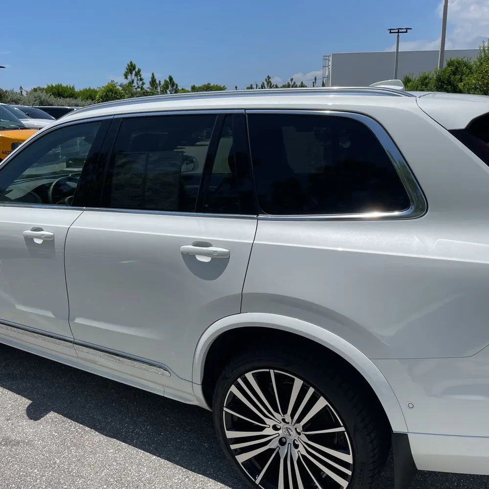 2025 Volvo XC90 B6 - Ultra