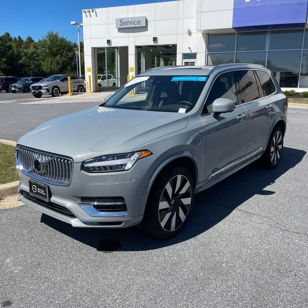 2024 Volvo XC90 T8 - Plus PHEV