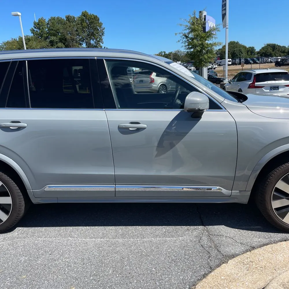 2024 Volvo XC90 T8 - Plus PHEV