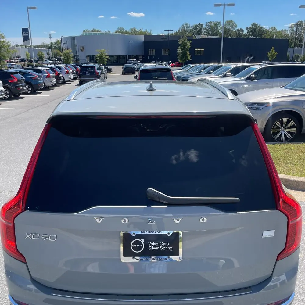 2024 Volvo XC90 T8 - Plus PHEV