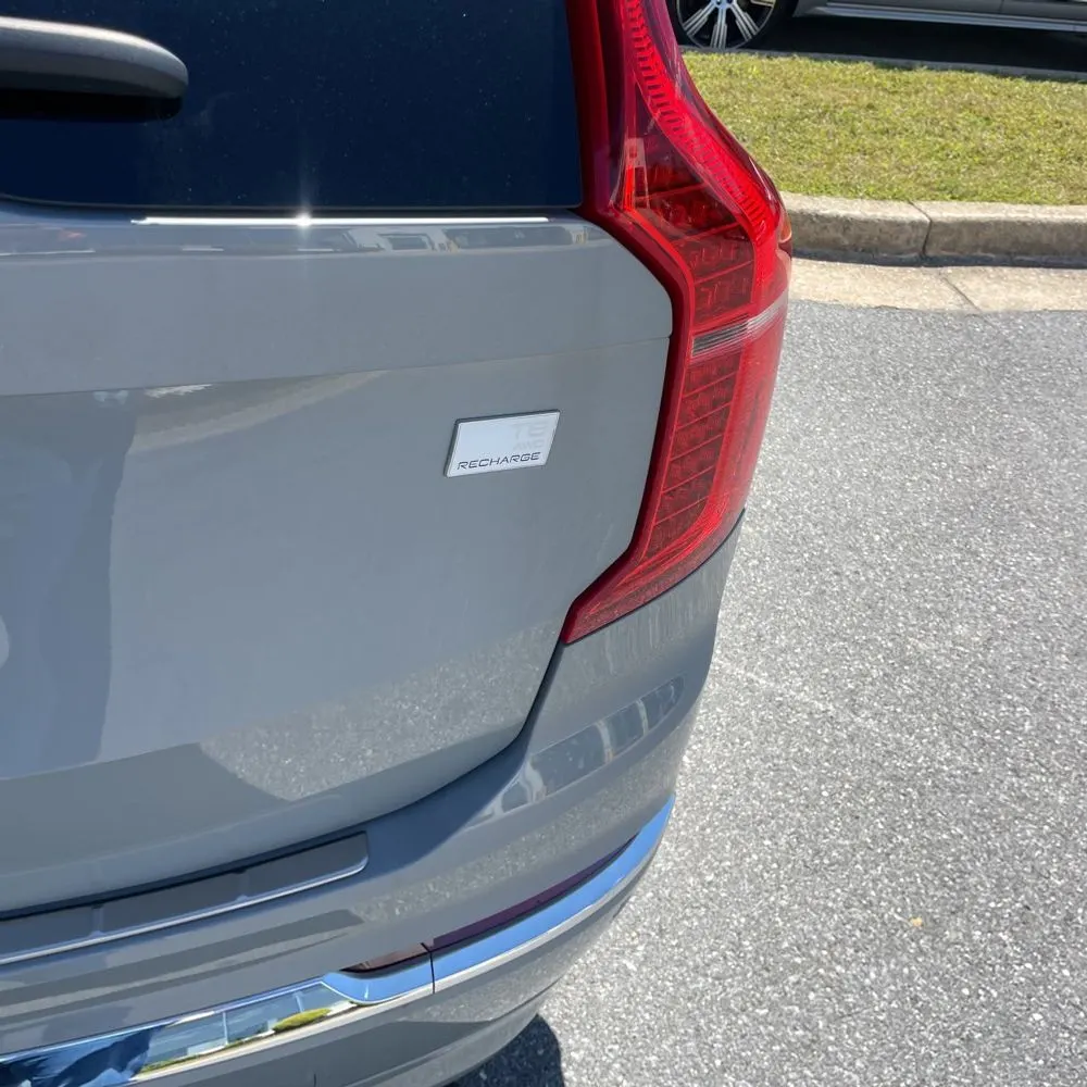 2024 Volvo XC90 T8 - Plus PHEV