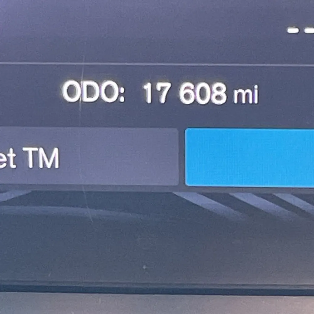 2024 Volvo XC90 T8 - Plus PHEV