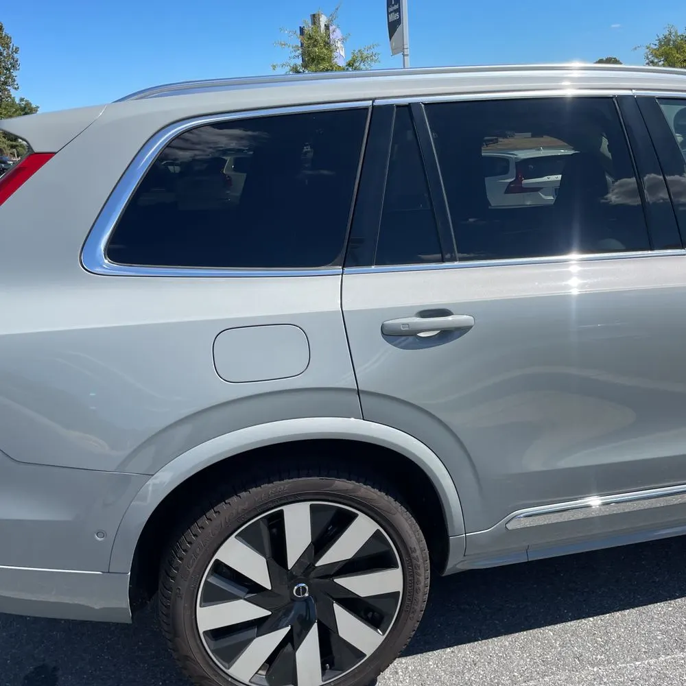 2024 Volvo XC90 T8 - Plus PHEV