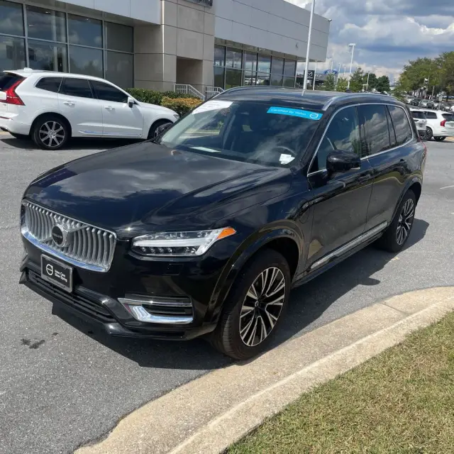 2024 Volvo XC90 T8 - Plus PHEV