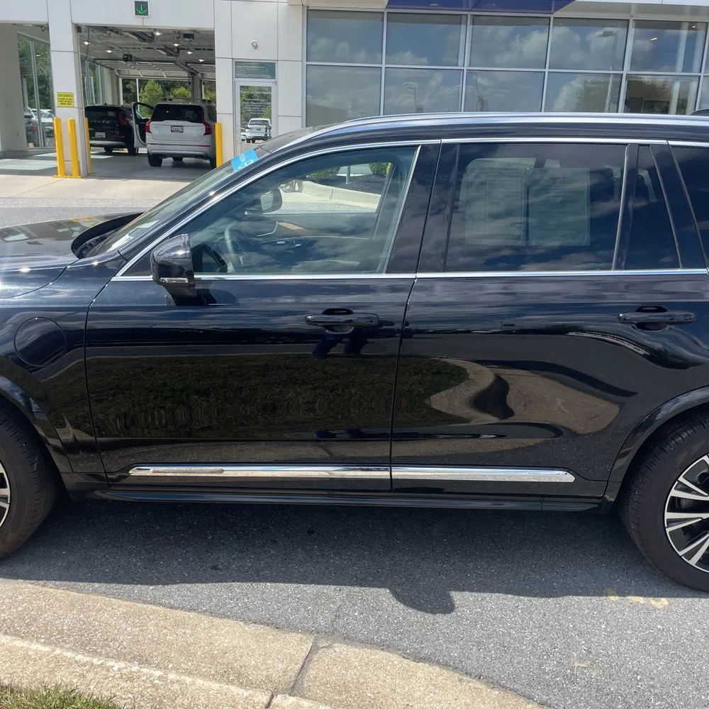2024 Volvo XC90 T8 - Plus PHEV