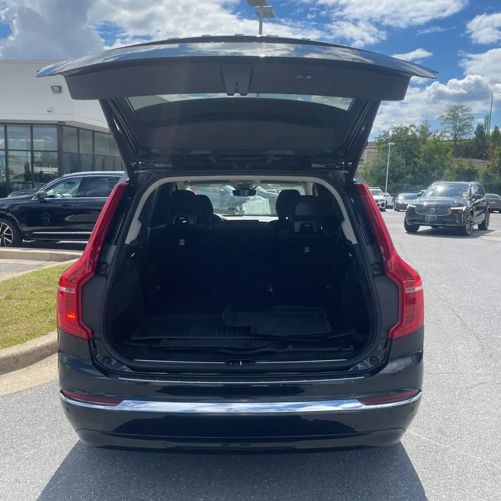 2024 Volvo XC90 T8 - Plus PHEV