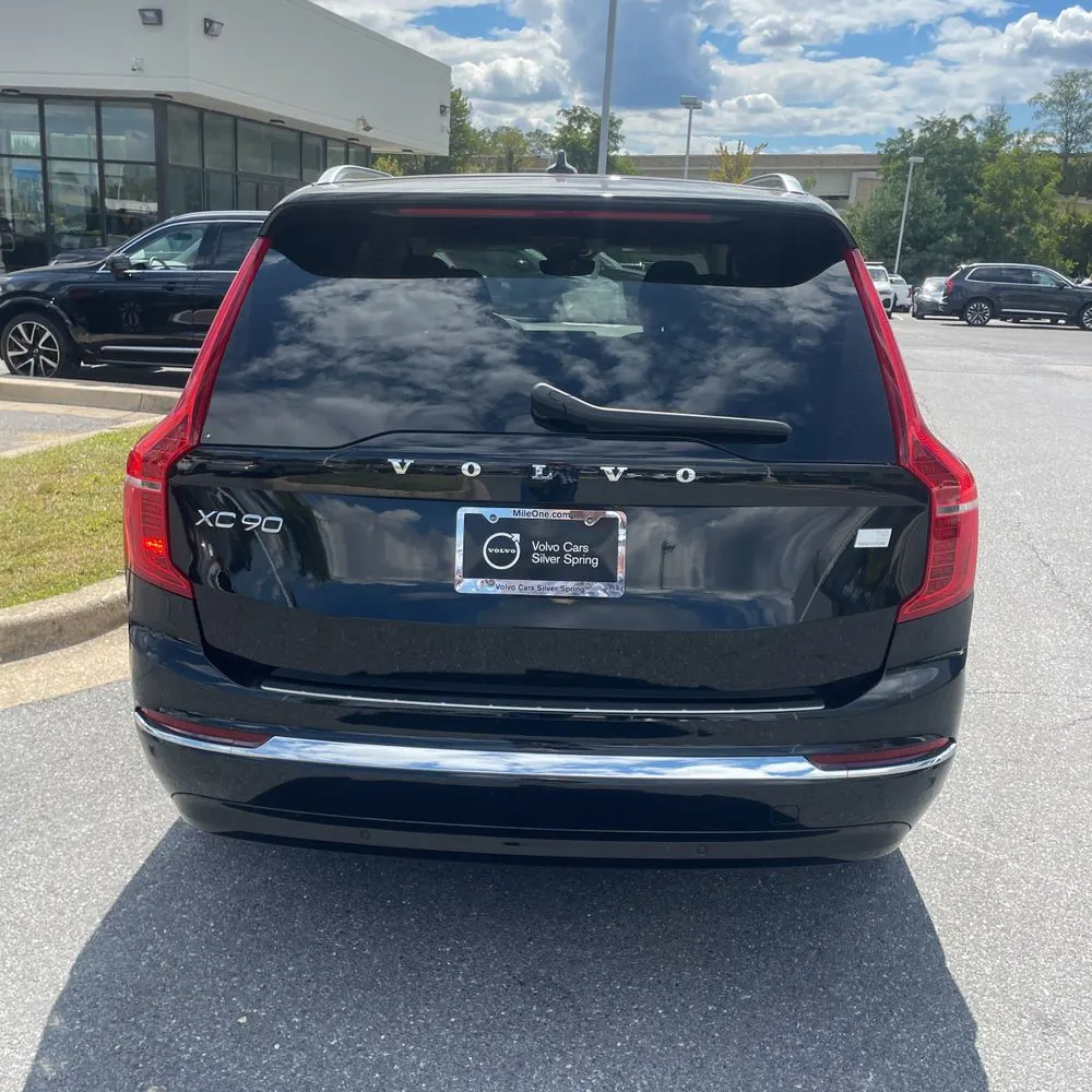 2024 Volvo XC90 T8 - Plus PHEV