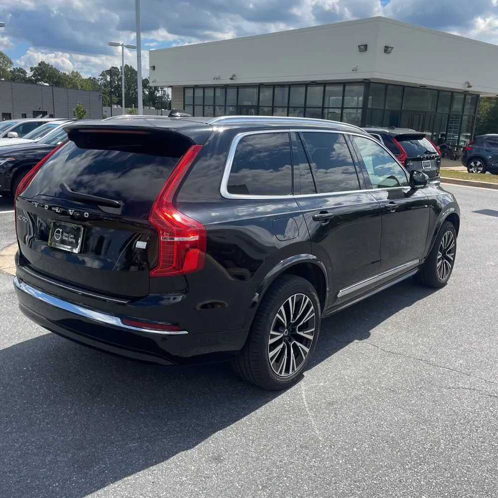 2024 Volvo XC90 T8 - Plus PHEV