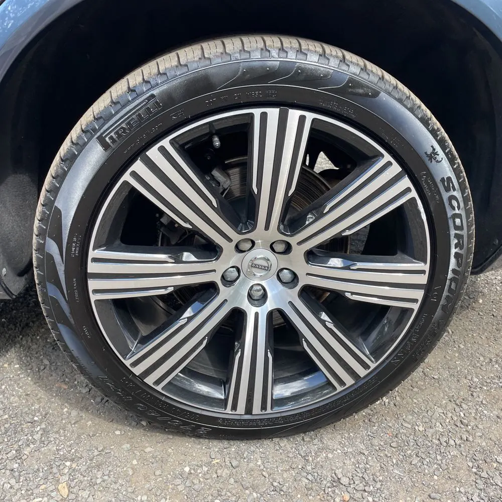 2024 Volvo XC90 T8 - Ultimate PHEV