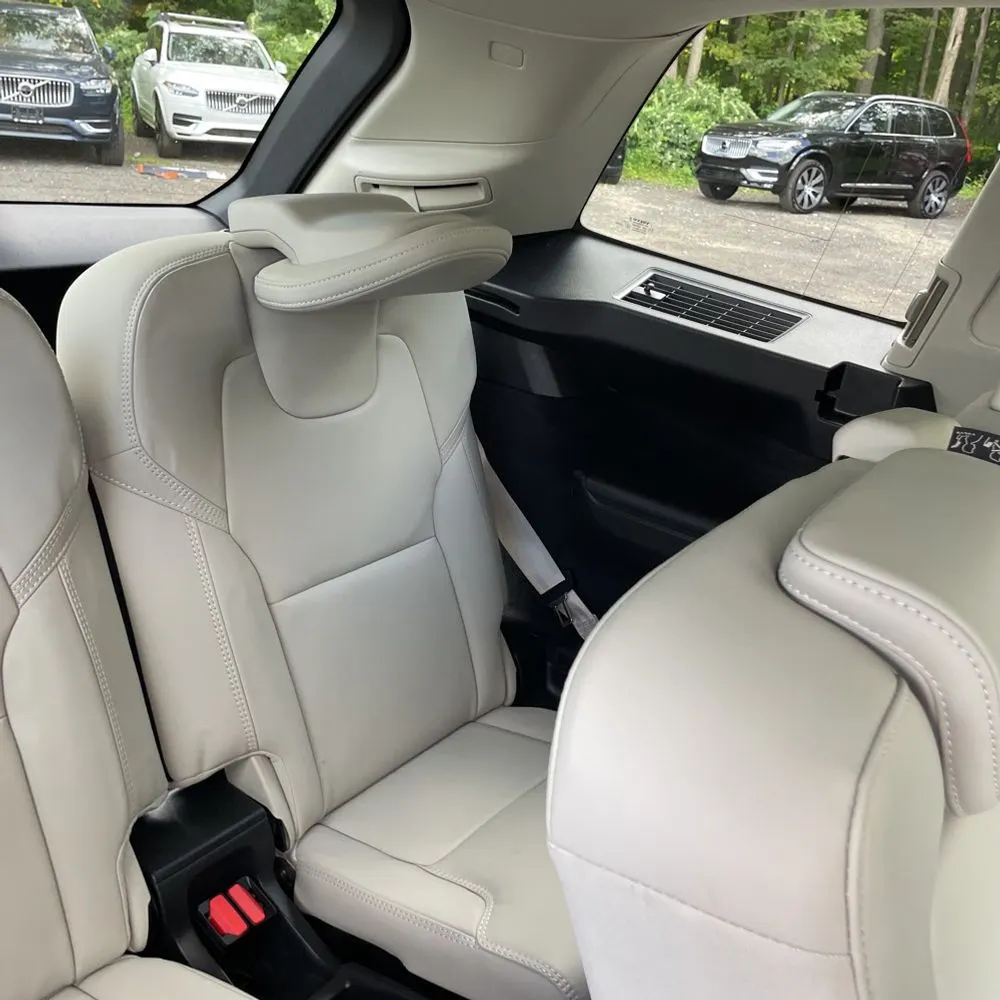 2024 Volvo XC90 T8 - Ultimate PHEV
