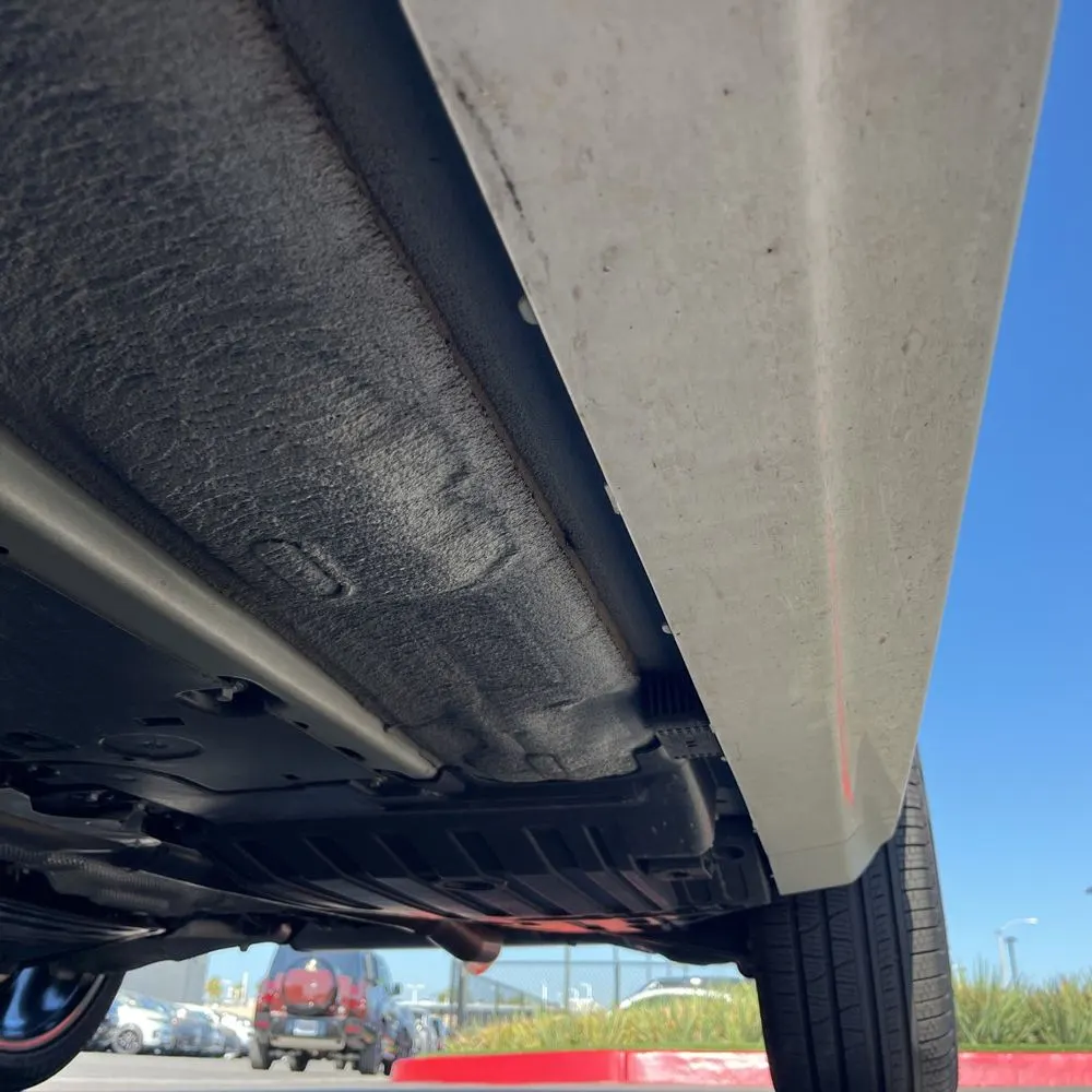 2023 Volvo XC90 T8 - Plus