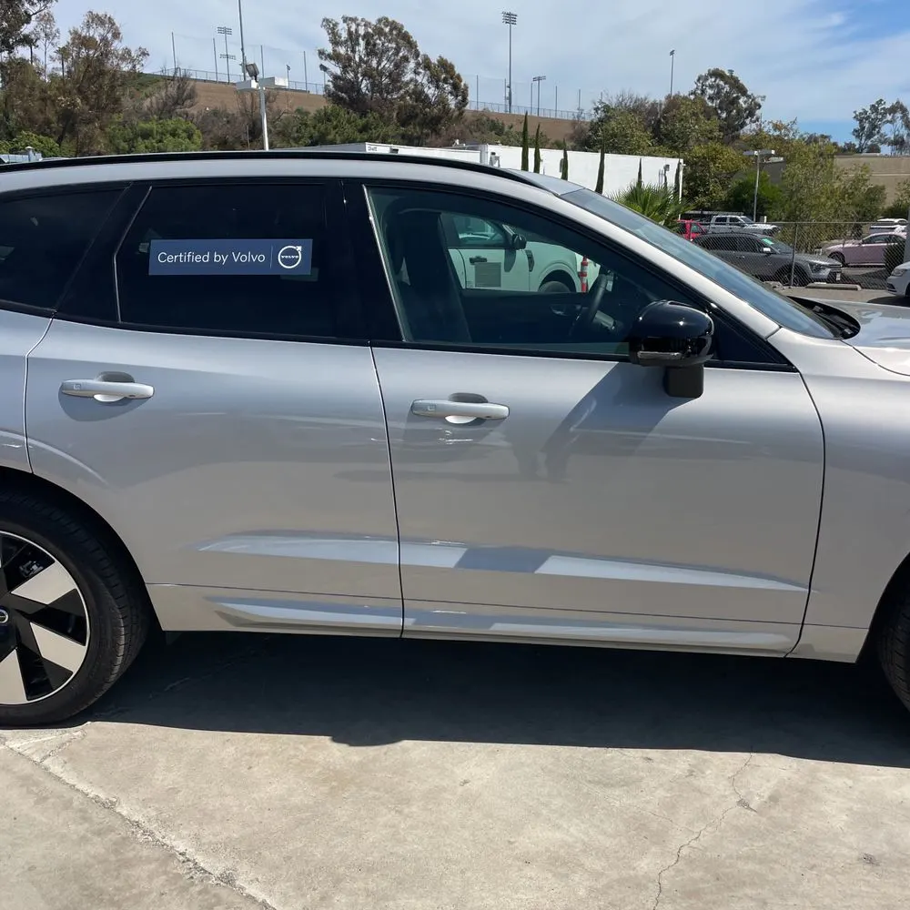2024 Volvo XC60 T8 - Plus PHEV