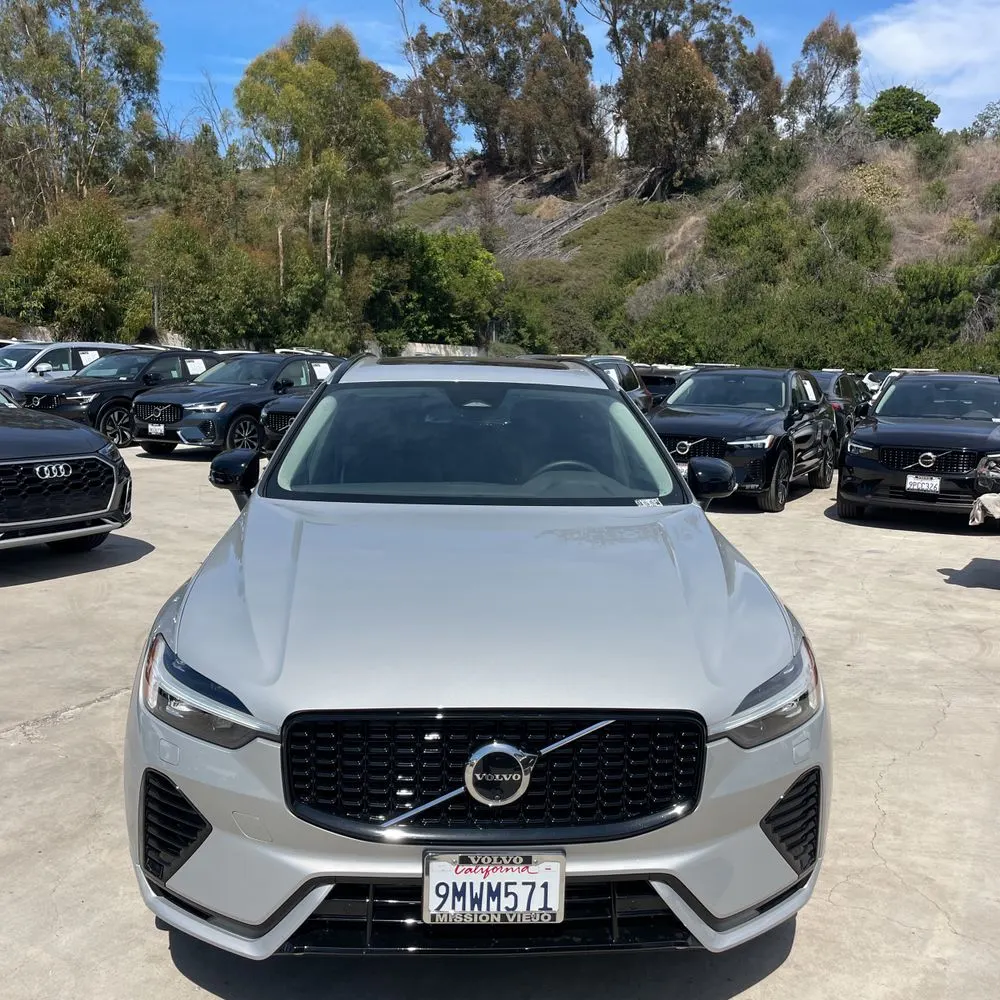 2024 Volvo XC60 T8 - Plus PHEV